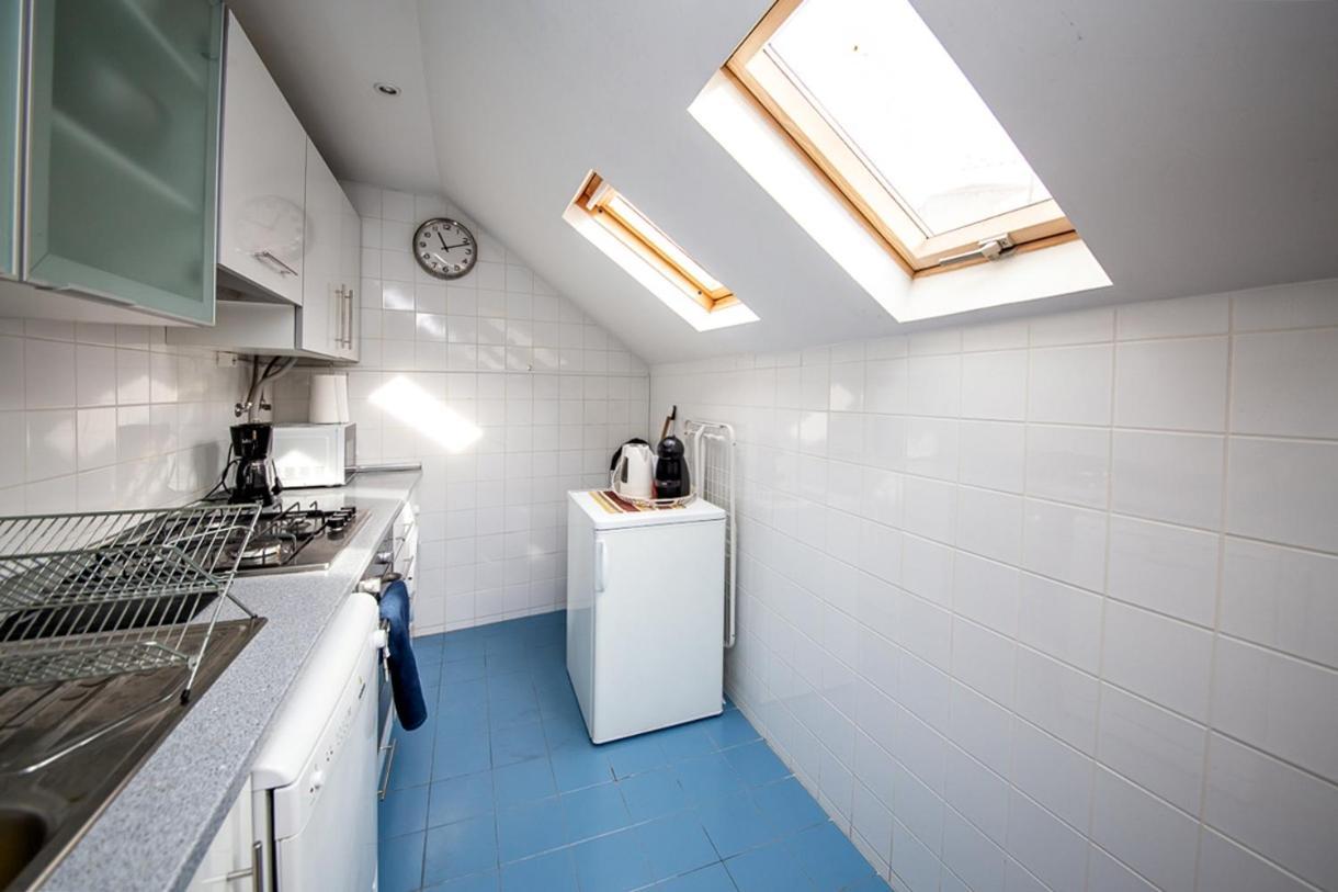 Casa Moniz - 4 Floor Apartment ลิสบอน ภายนอก รูปภาพ